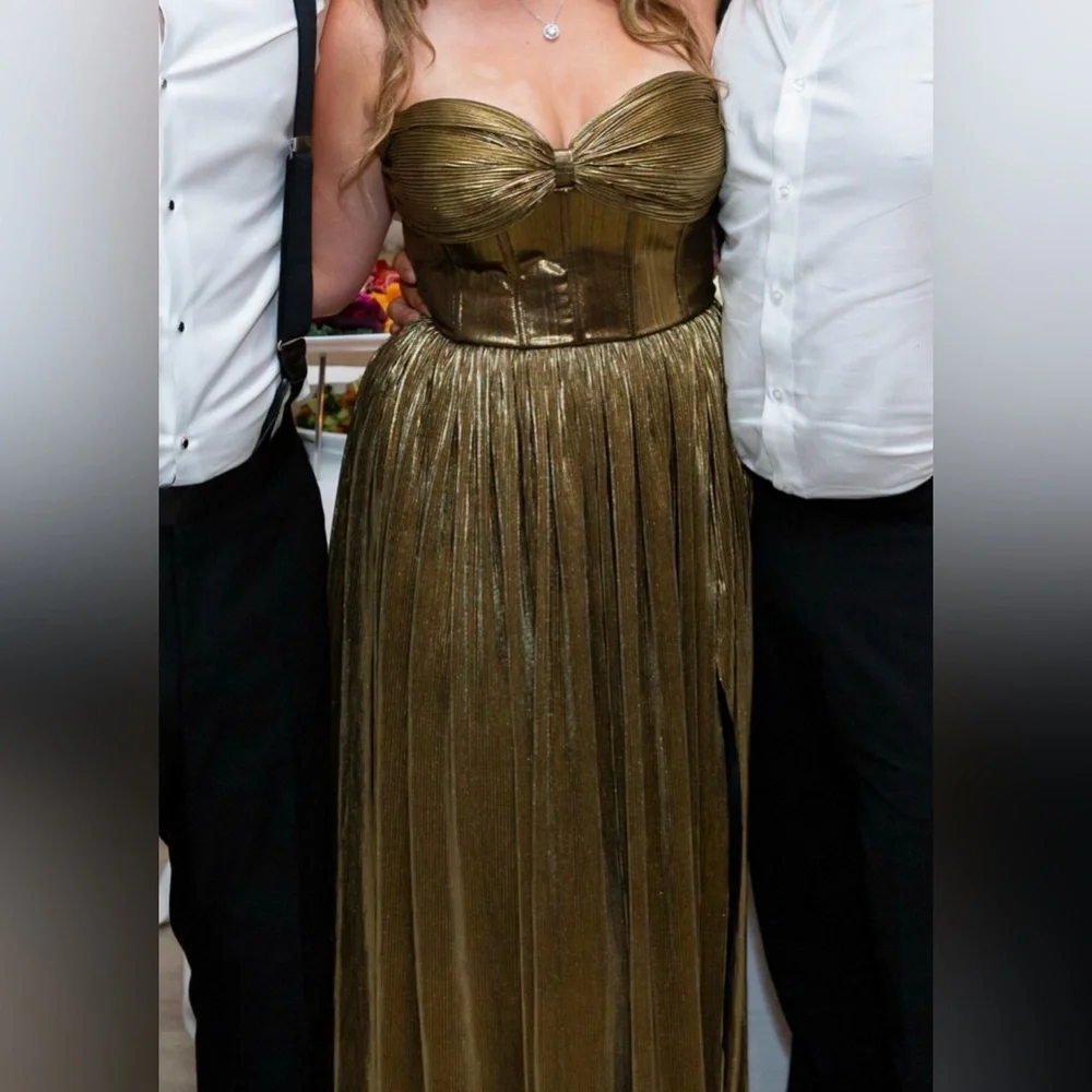 Bronx and Banco Gold Strapless Gown - Picture 4 of 4